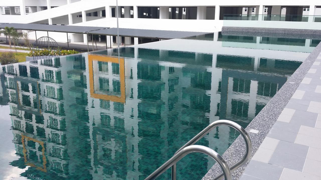 Mahkota Cheras Sweet Condo 1-14 Pax Near Mrt To Kl กัวลาลัมเปอร์ ภายนอก รูปภาพ